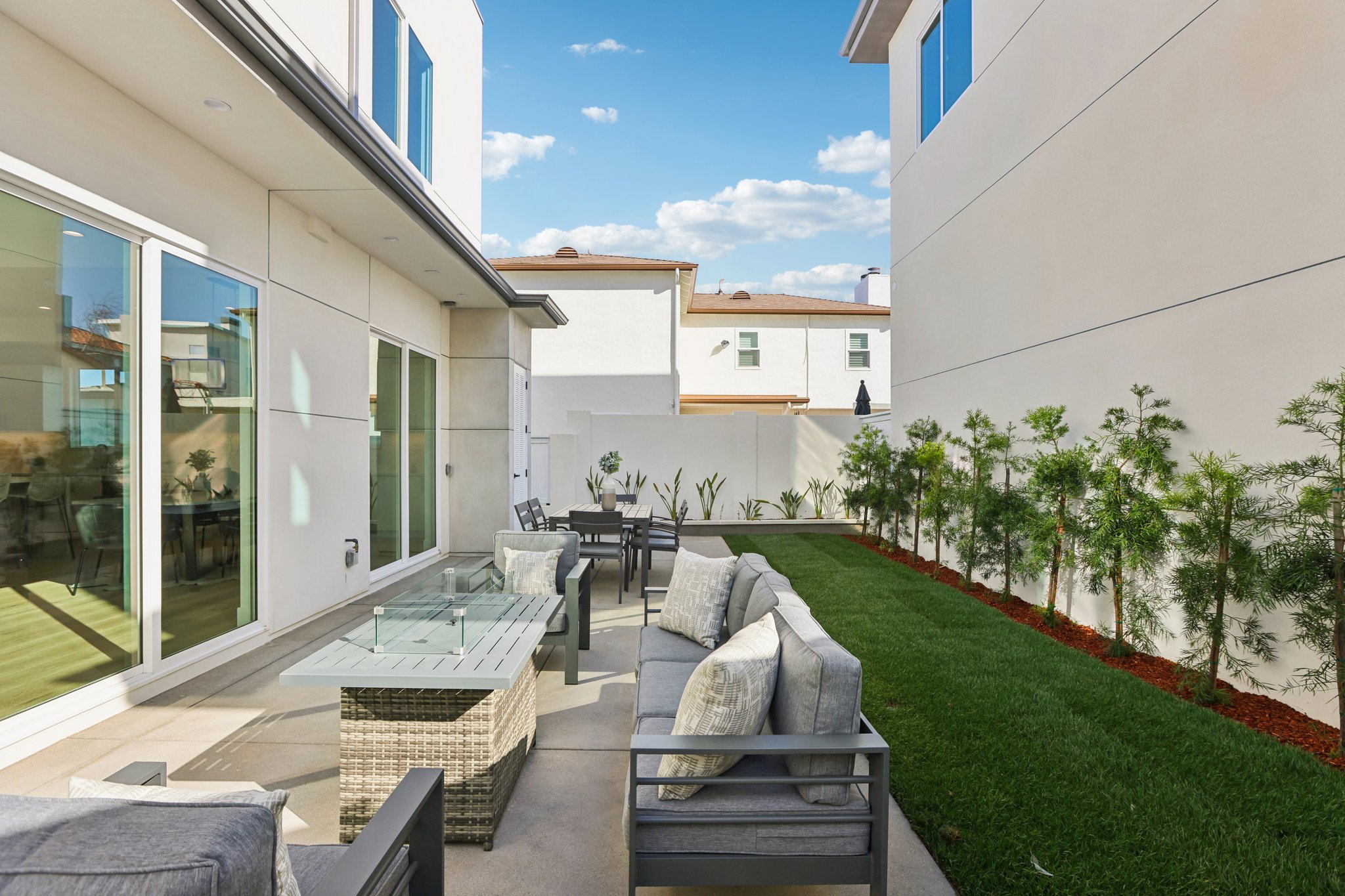 Belmont Ln a-L0302-049.jpg