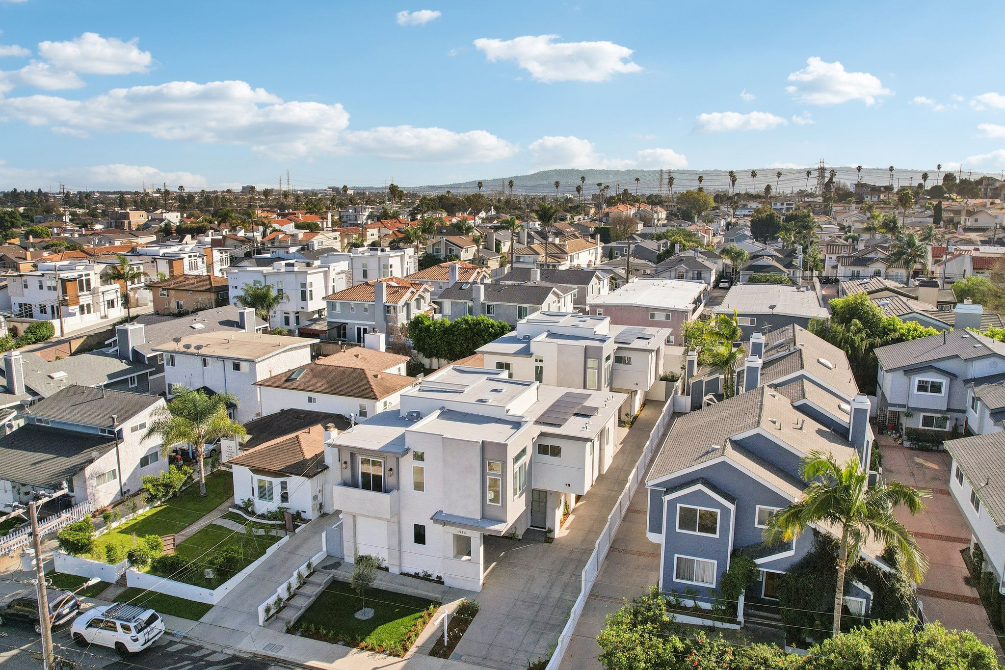 Belmont Ln a-L0302-057.jpg