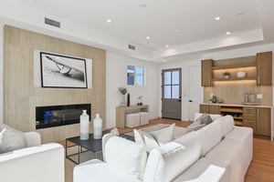 Belmont Ln a-L0302-006.jpg