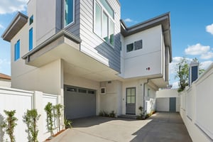 Belmont Ln a-L0302-055.jpg