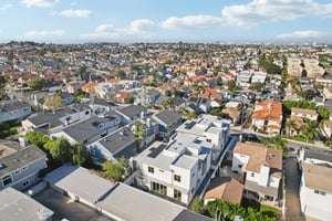 Belmont Ln a-L0302-064.jpg