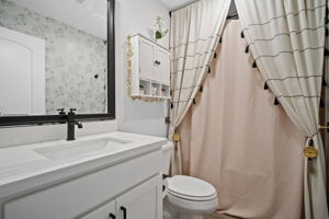  Photo 30