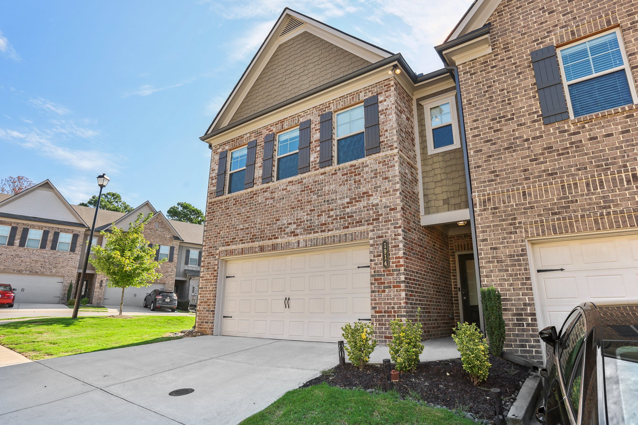 Hamilton Creek Pkwy-003.jpg