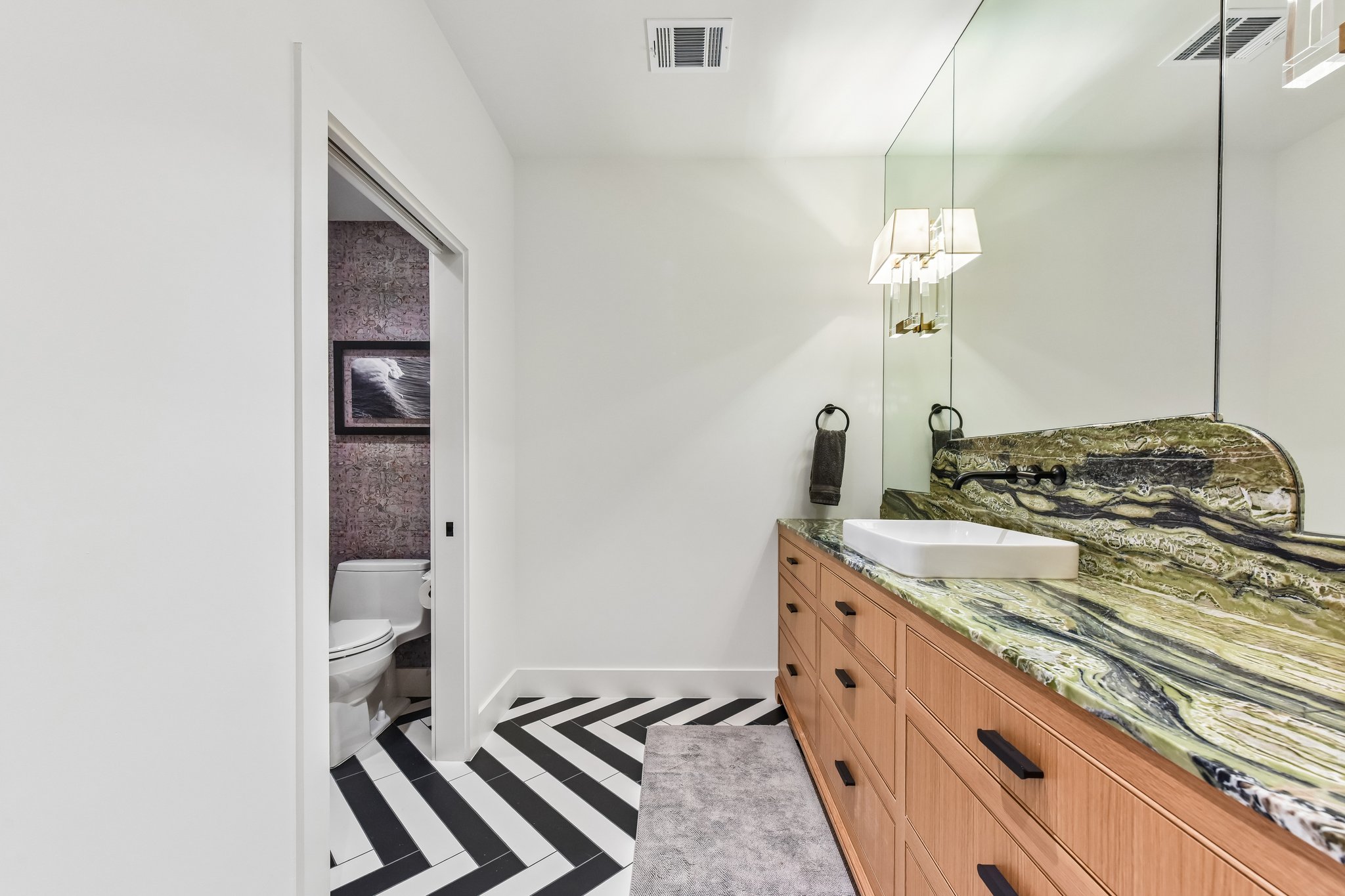 Brackenridge St-S1405-049.jpg