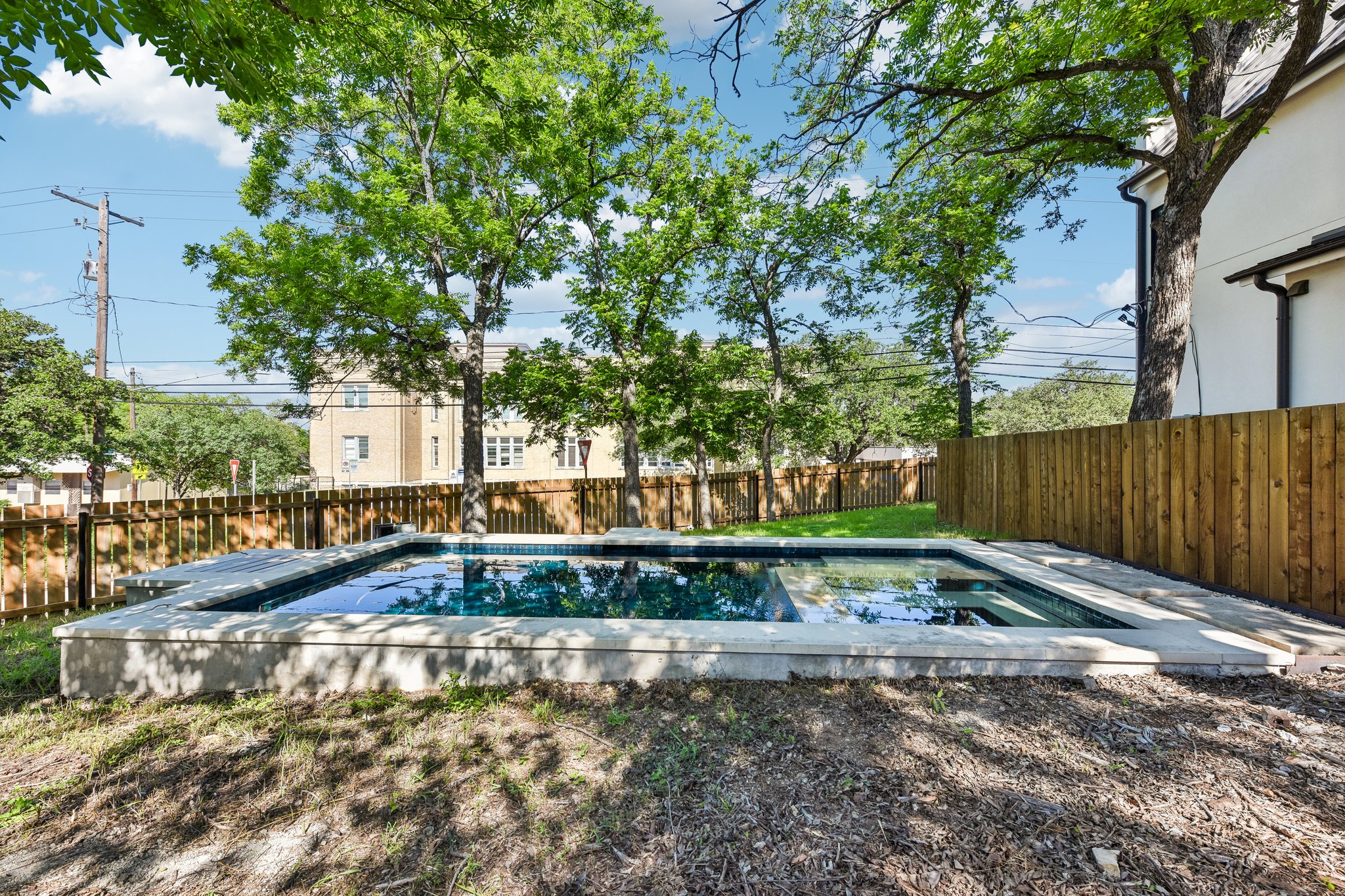 Brackenridge St-S1405-062.jpg