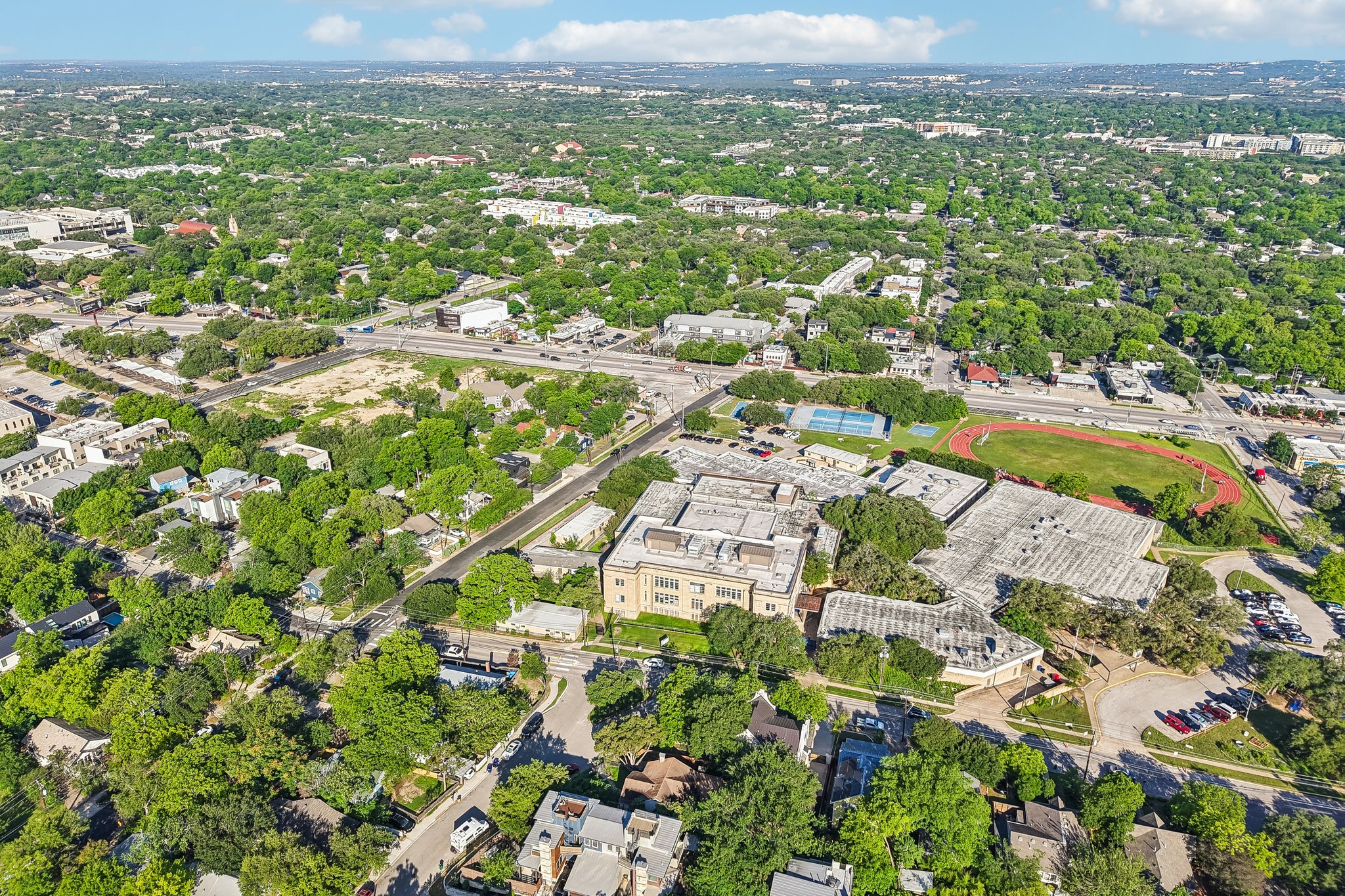 Brackenridge St-S1405-078.jpg