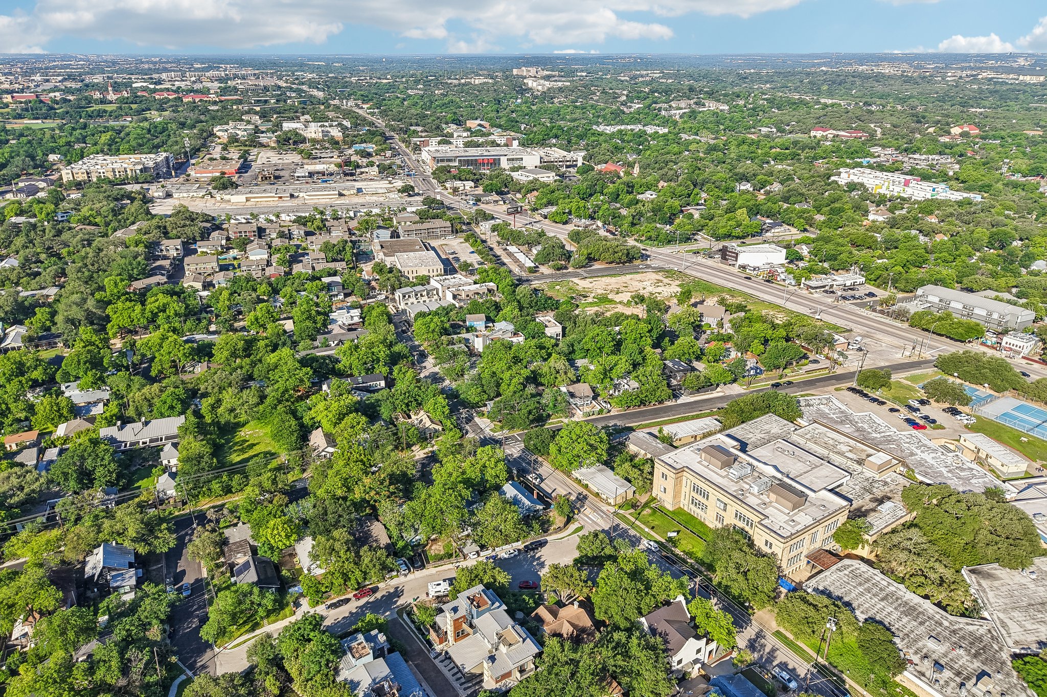 Brackenridge St-S1405-080.jpg