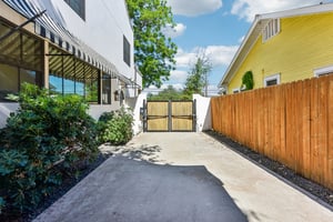 Brackenridge St-S1405-059.jpg