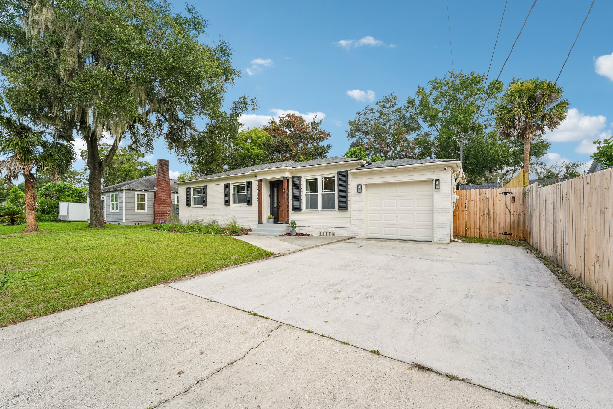 Felch Ave-S0309-004.jpg