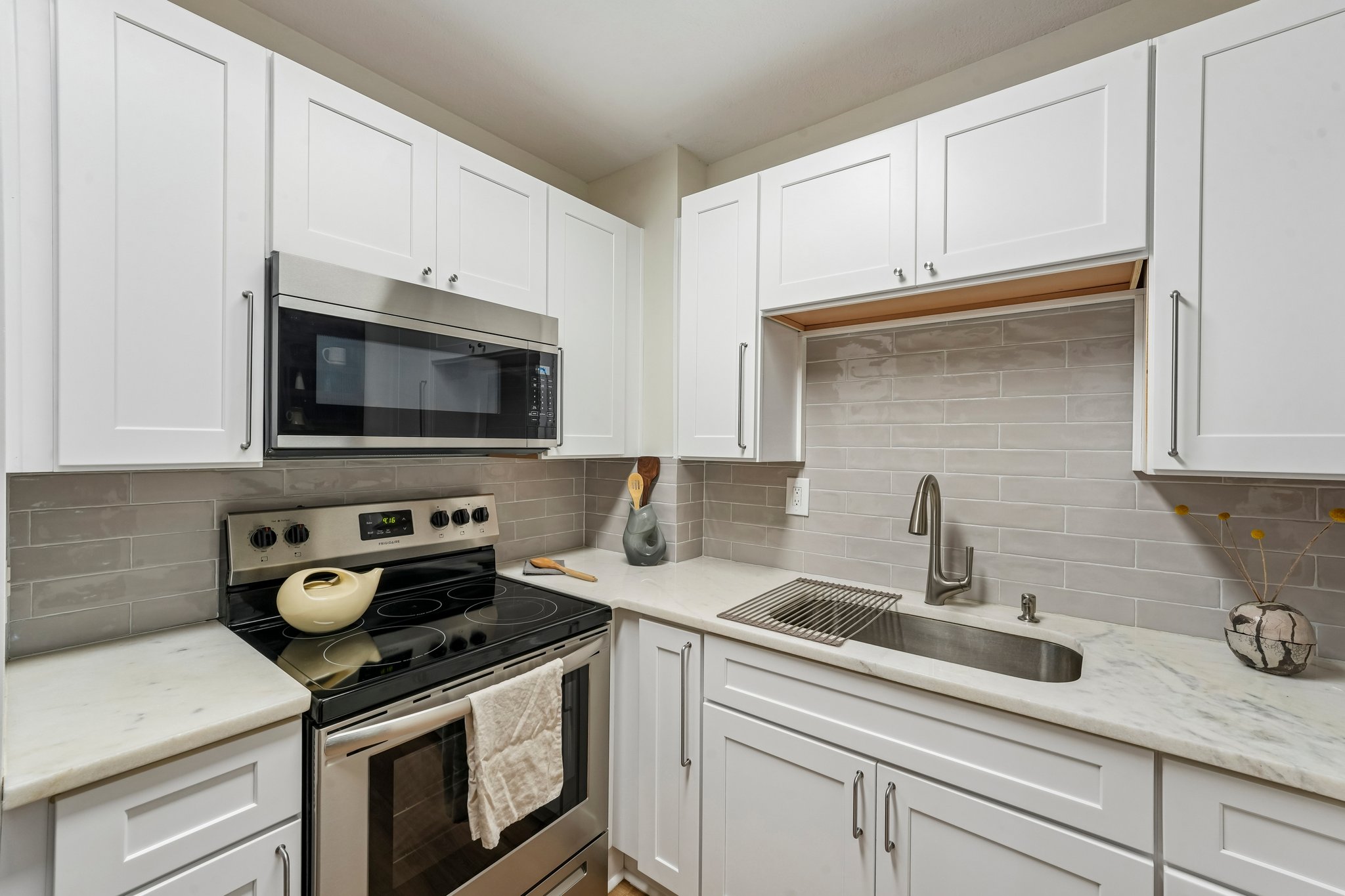 Felch Ave-S0309-016.jpg