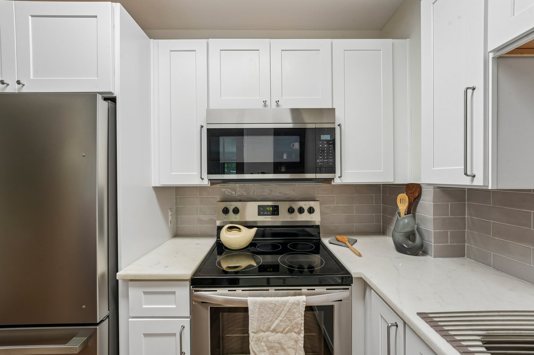 Felch Ave-S0309-017.jpg
