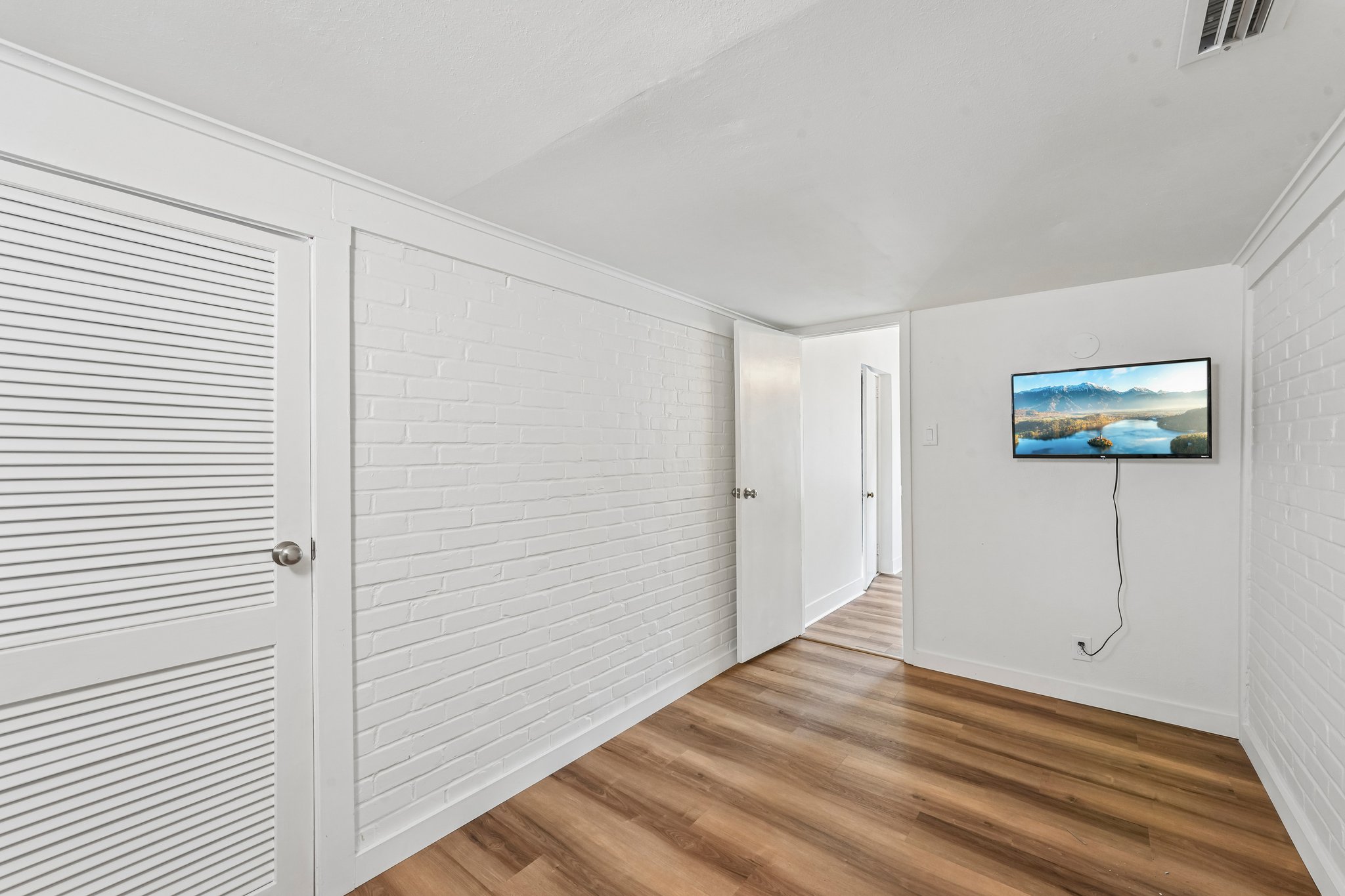 Felch Ave-S0309-031.jpg