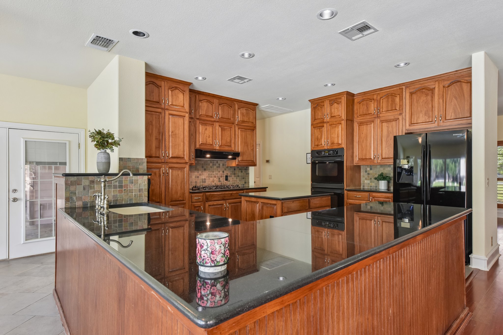 Oak Forest Dr-S2806-017.jpg