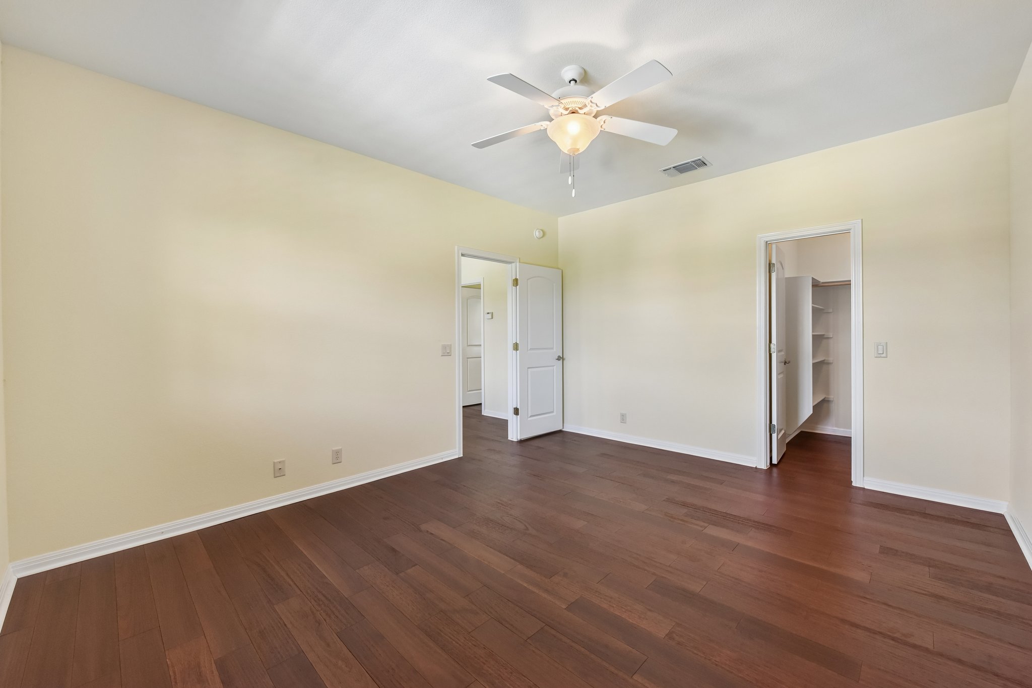 Oak Forest Dr-S2806-023.jpg