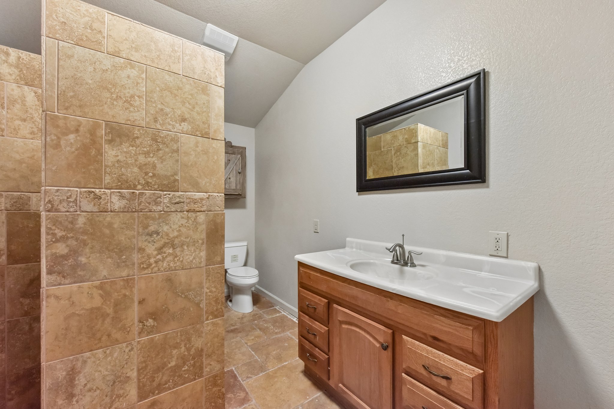 Oak Forest Dr-S2806-055.jpg