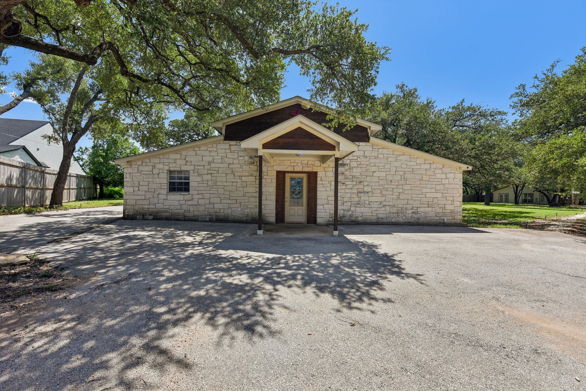 Oak Forest Dr-S2806-067.jpg