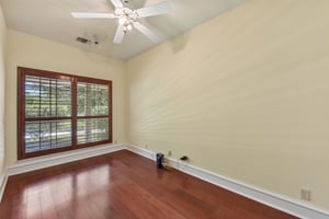 Oak Forest Dr-S2806-030.jpg