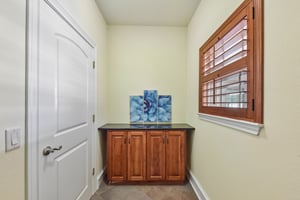 Oak Forest Dr-S2806-033.jpg