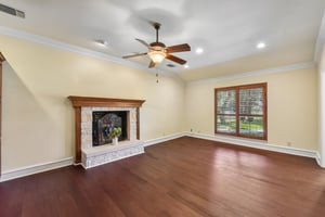 Oak Forest Dr-S2806-036.jpg