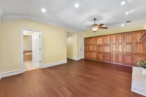 Oak Forest Dr-S2806-038.jpg