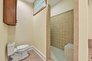 Oak Forest Dr-S2806-045.jpg
