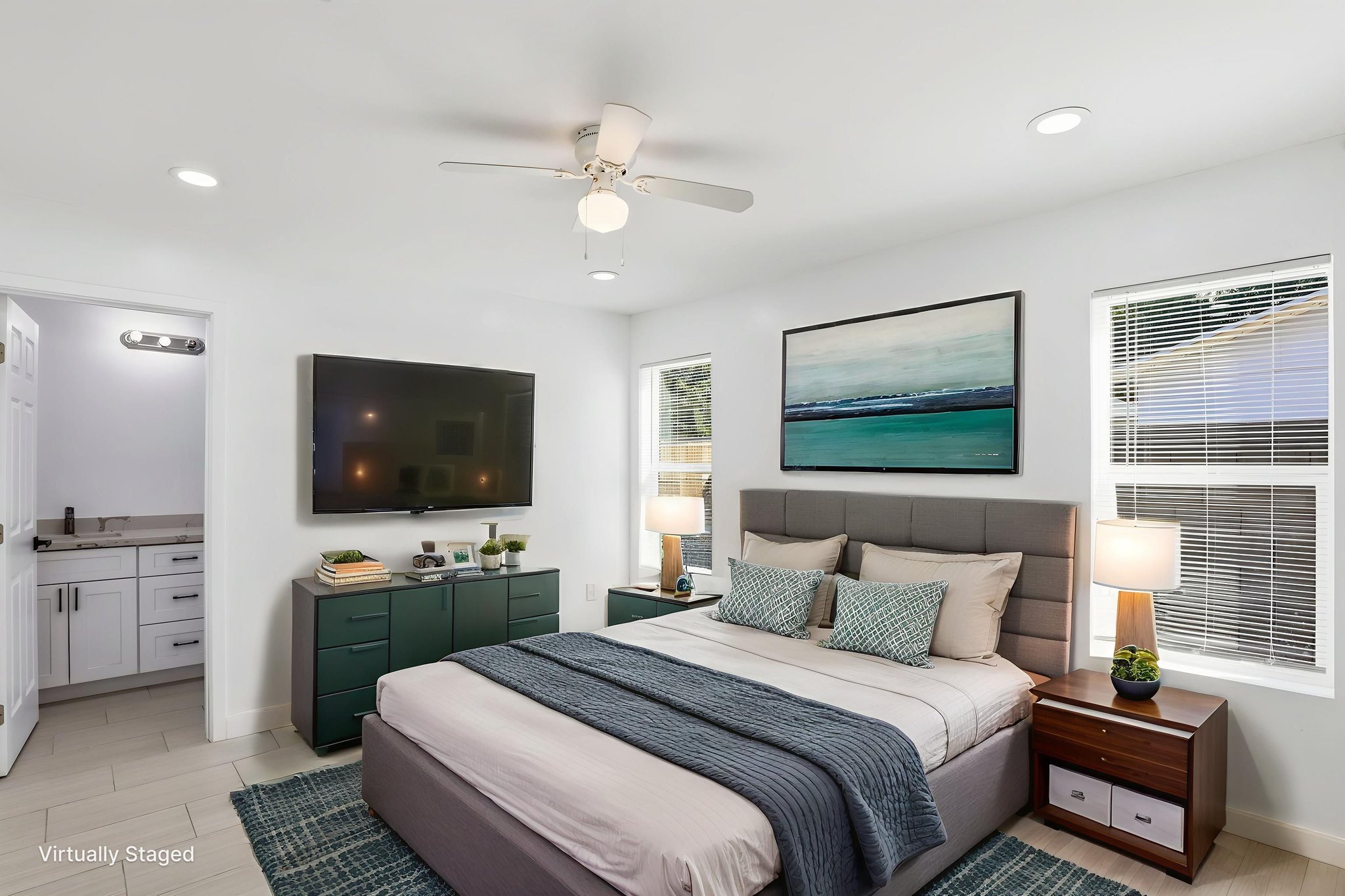 IMG_0066 virtually staged.jpeg