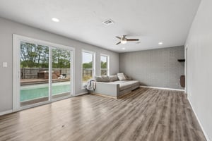 19150 96th St_007.jpg