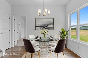 DSC08747_1 virtually staged.jpeg