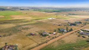  Photo 44