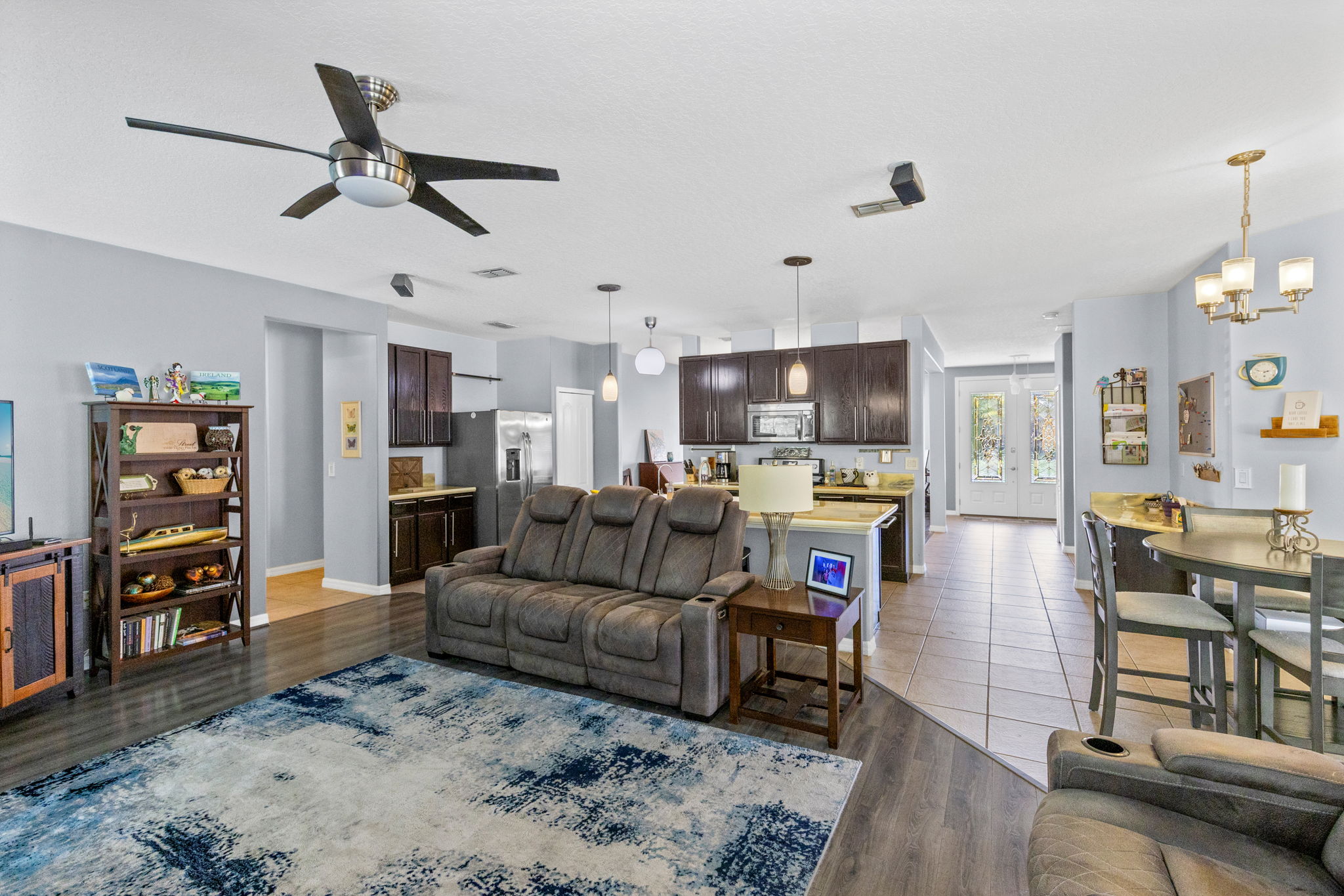 Family Room/Kitchen/Kitchen Nook
