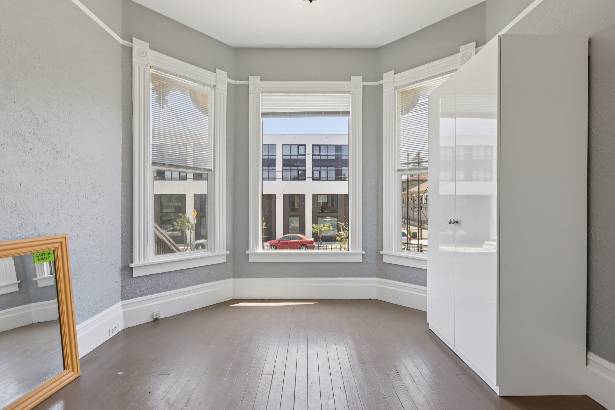 Myrtle St-L1606-012.jpg