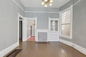 Myrtle St-L1606-011.jpg
