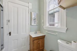 Myrtle St-L1606-022.jpg