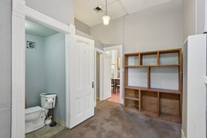 Myrtle St-L1606-029.jpg
