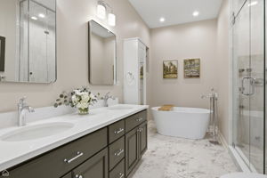 1917 W Potomac Ave 1 - NGC_016