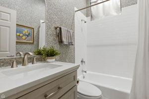 1917 W Potomac Ave 1 - NGC_025