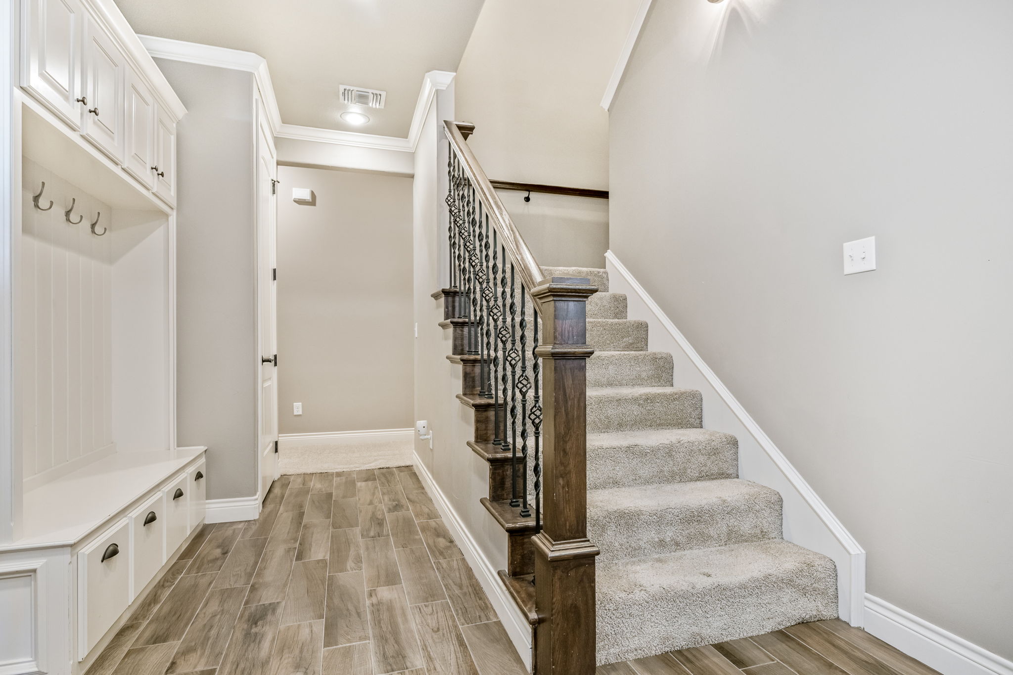 19171 Edge Cove Dr 21