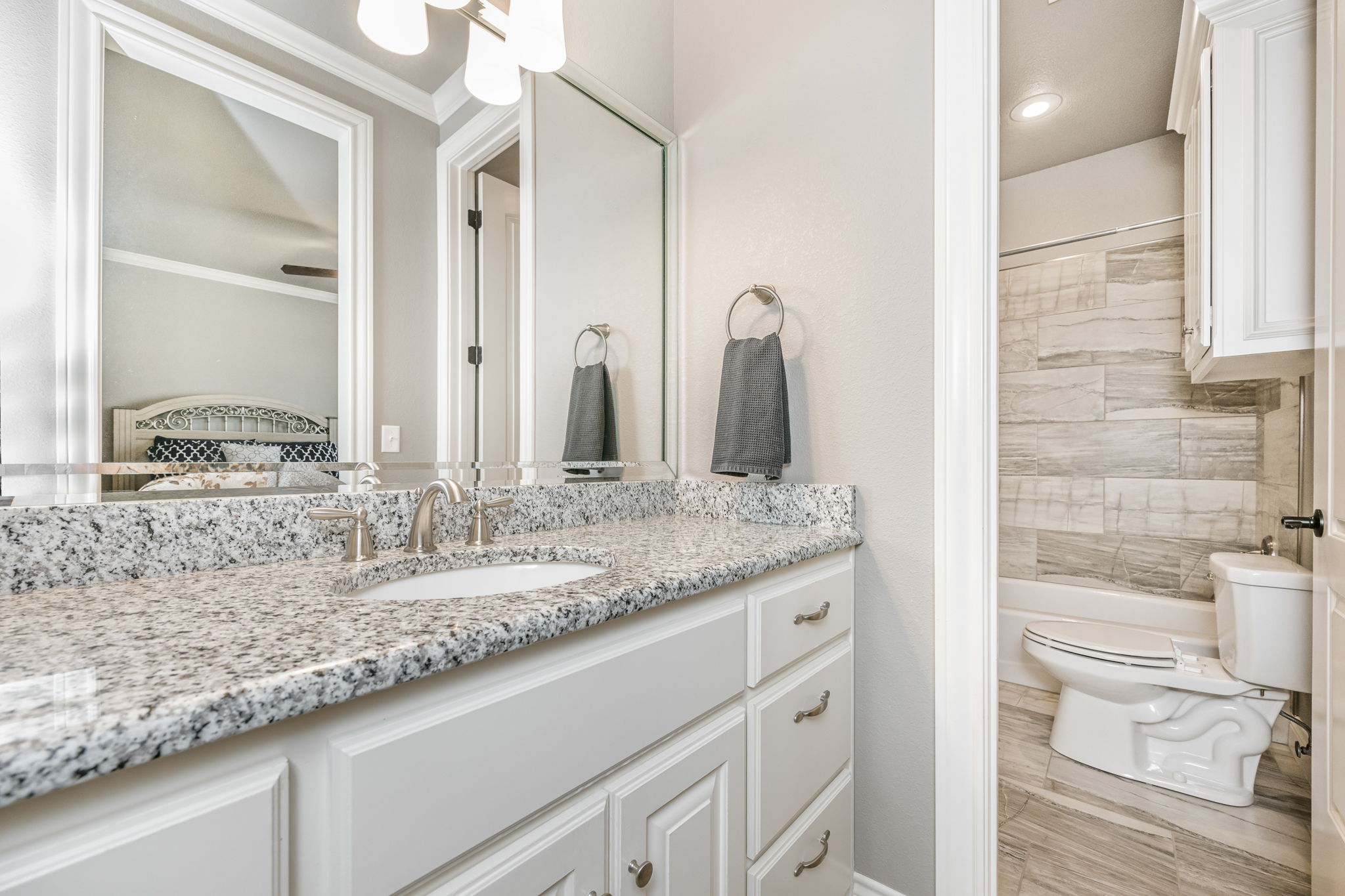 19171 Edge Cove Dr 28