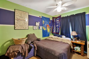  Photo 32
