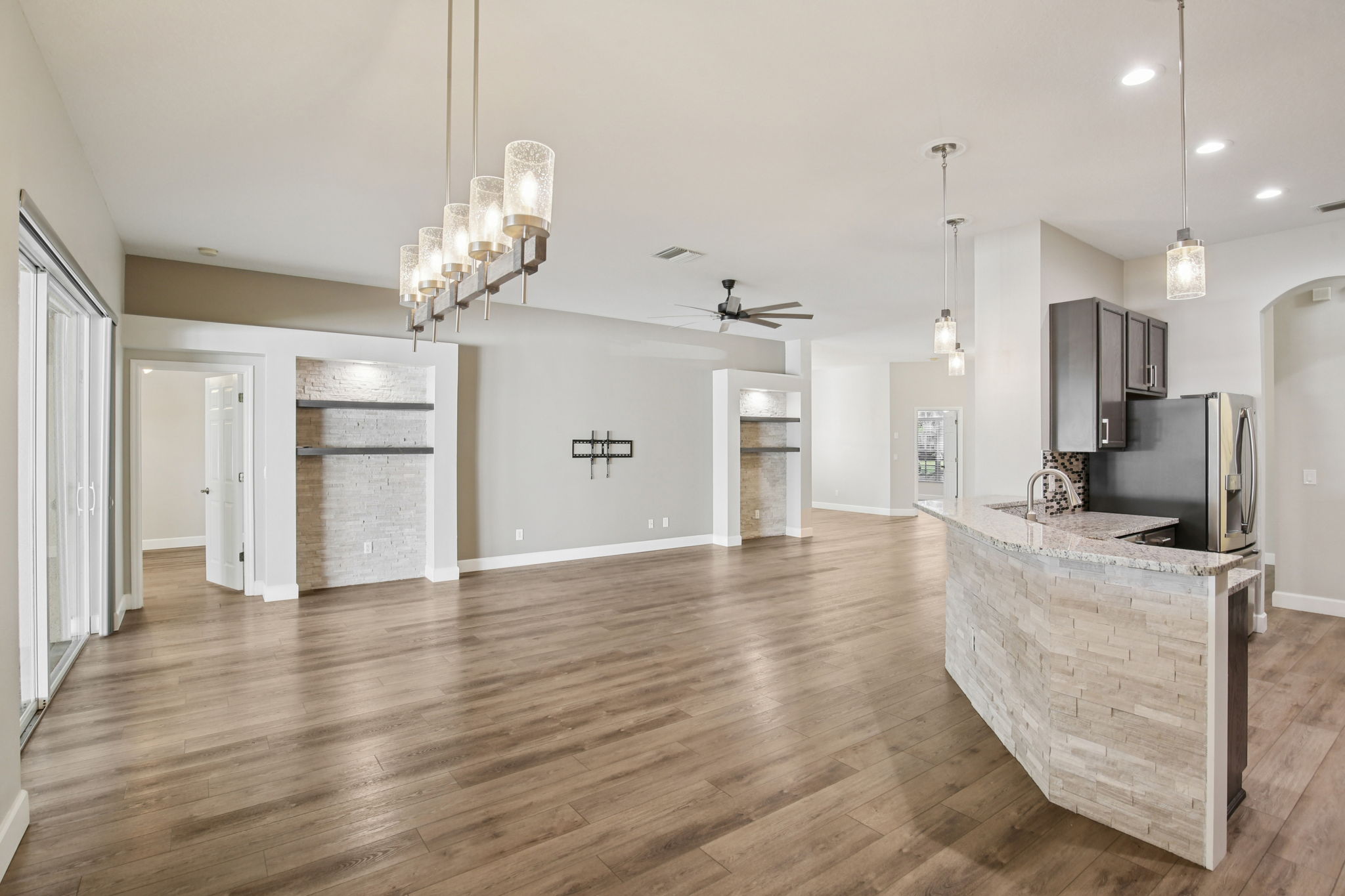 Rutherford Dr-S2511-006