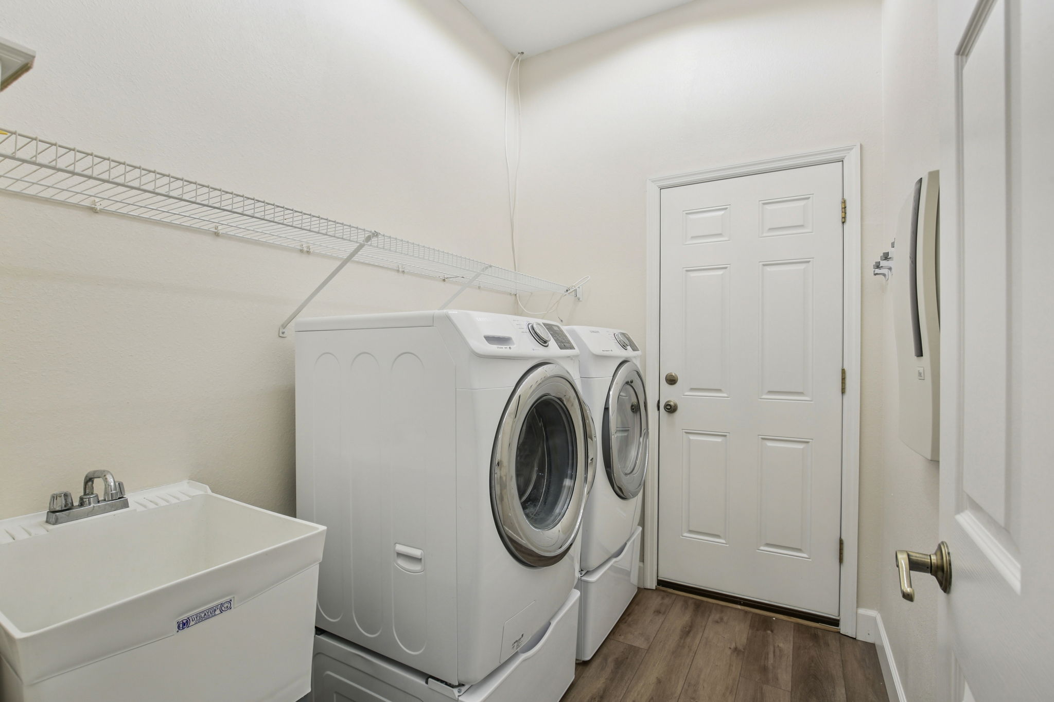 Rutherford Dr-S2511-020