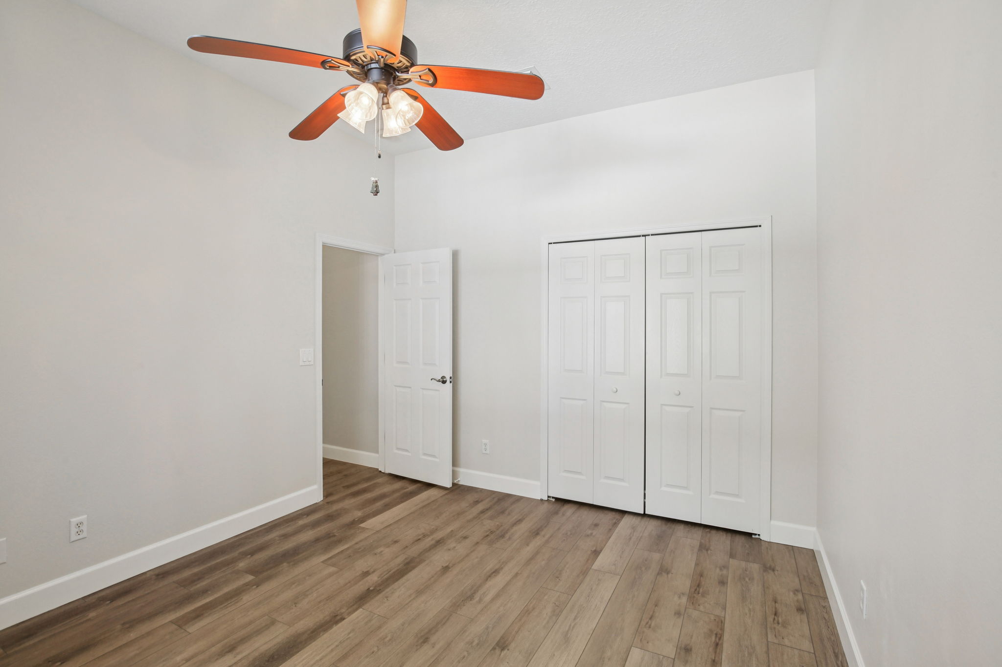 Rutherford Dr-S2511-036