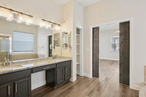 Rutherford Dr-S2511-043