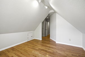  Photo 37
