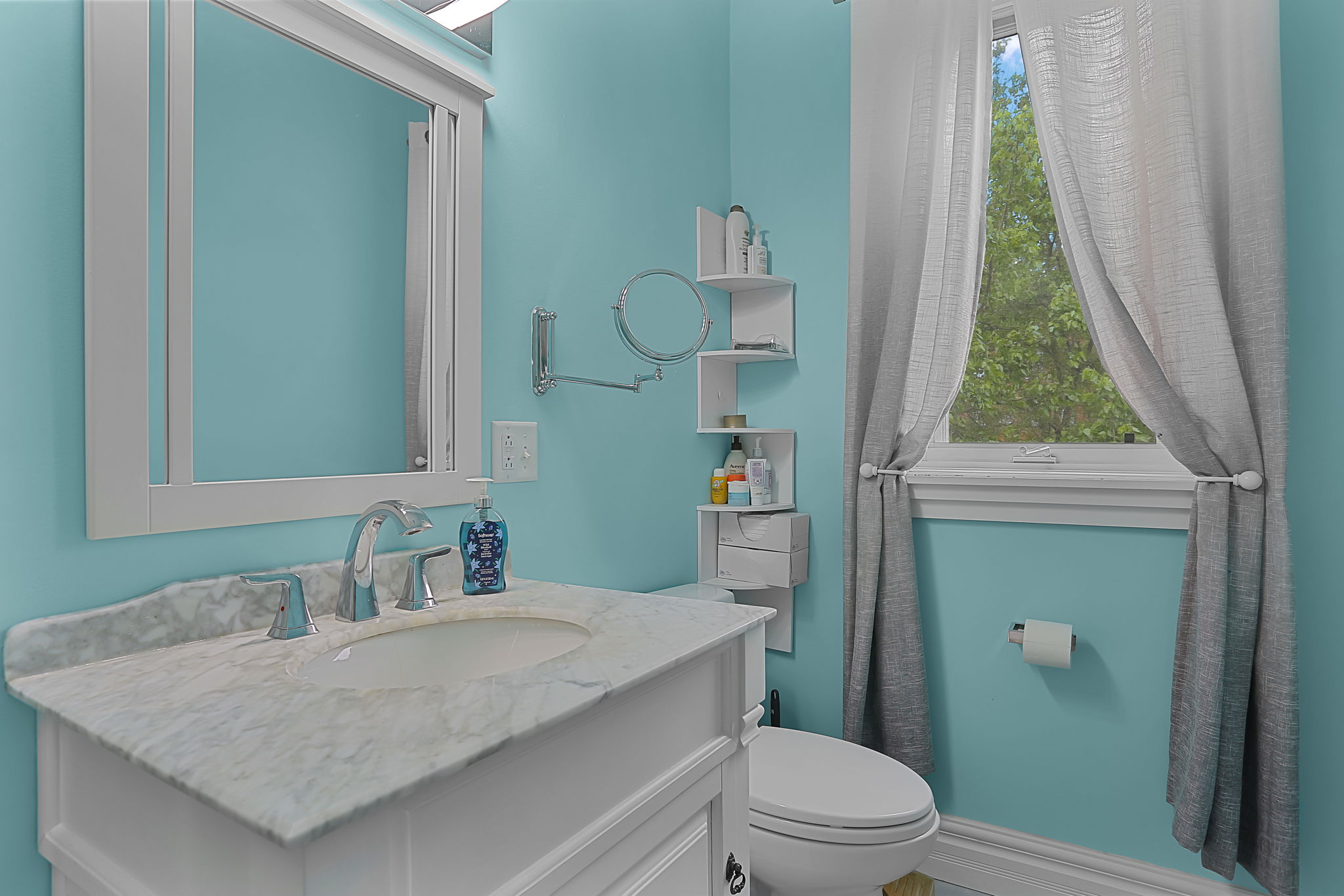Hall Full Bath