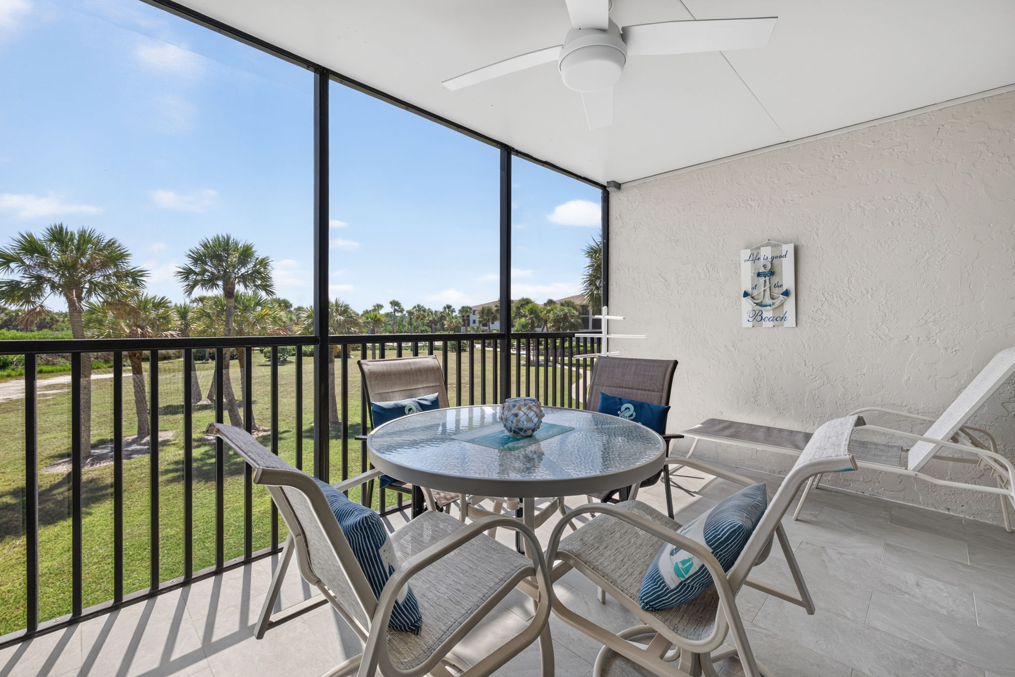Lanai 1