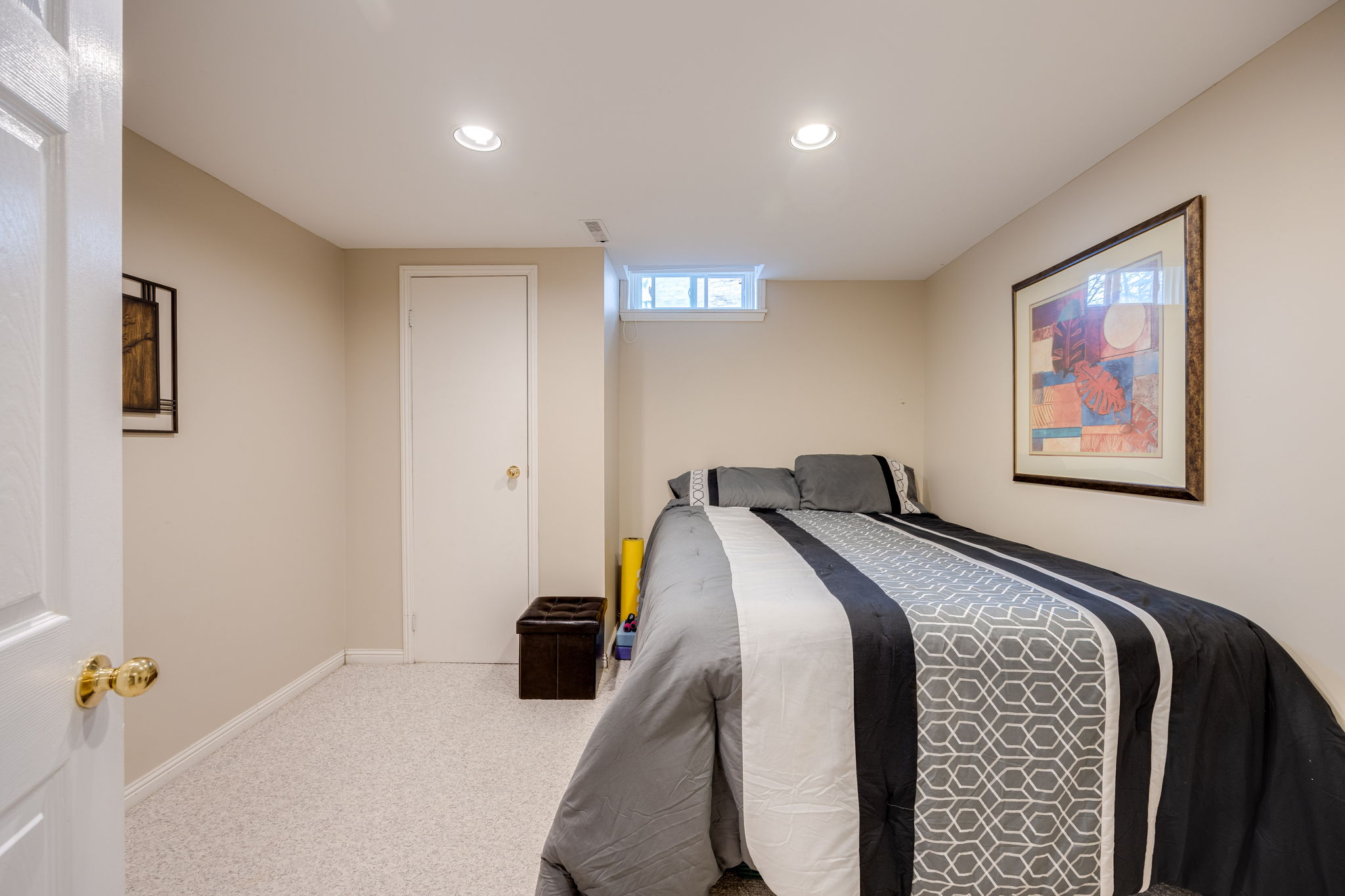 Aurora property showcase — delivered property photograph 45