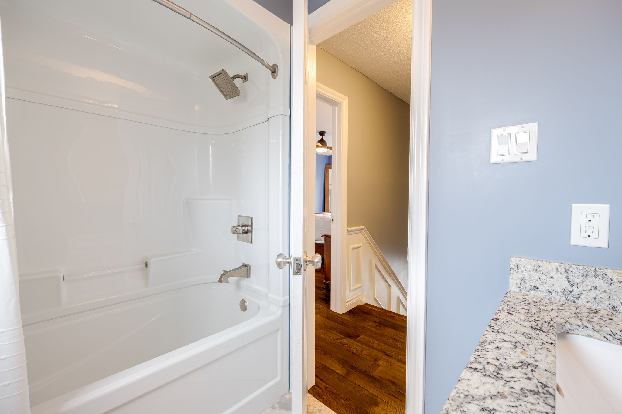 Aurora property showcase — delivered property photograph 32