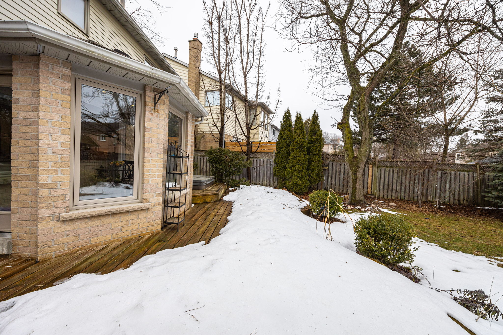 Aurora property showcase — delivered property photograph 49