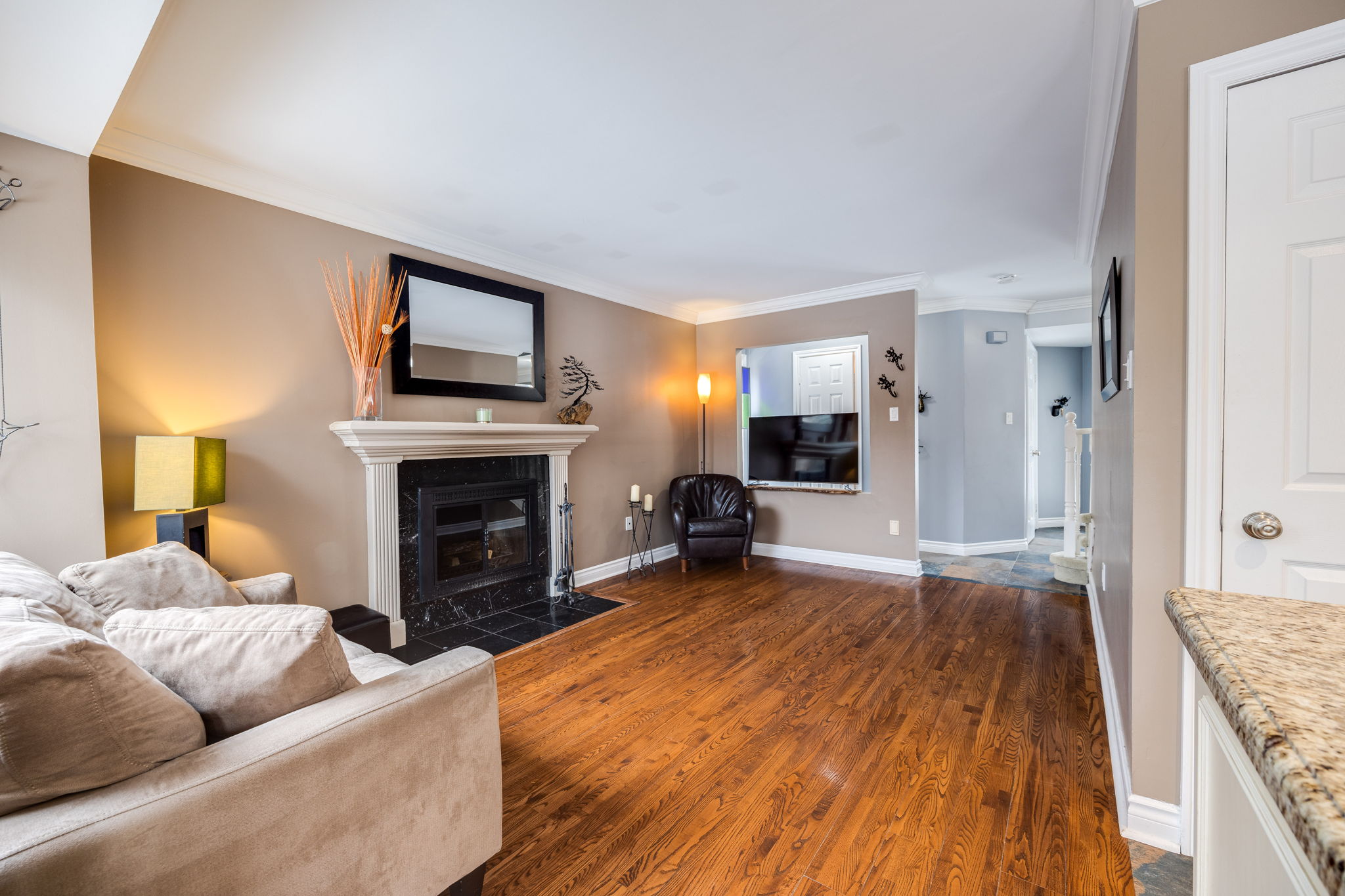 Aurora property showcase — delivered property photograph 18